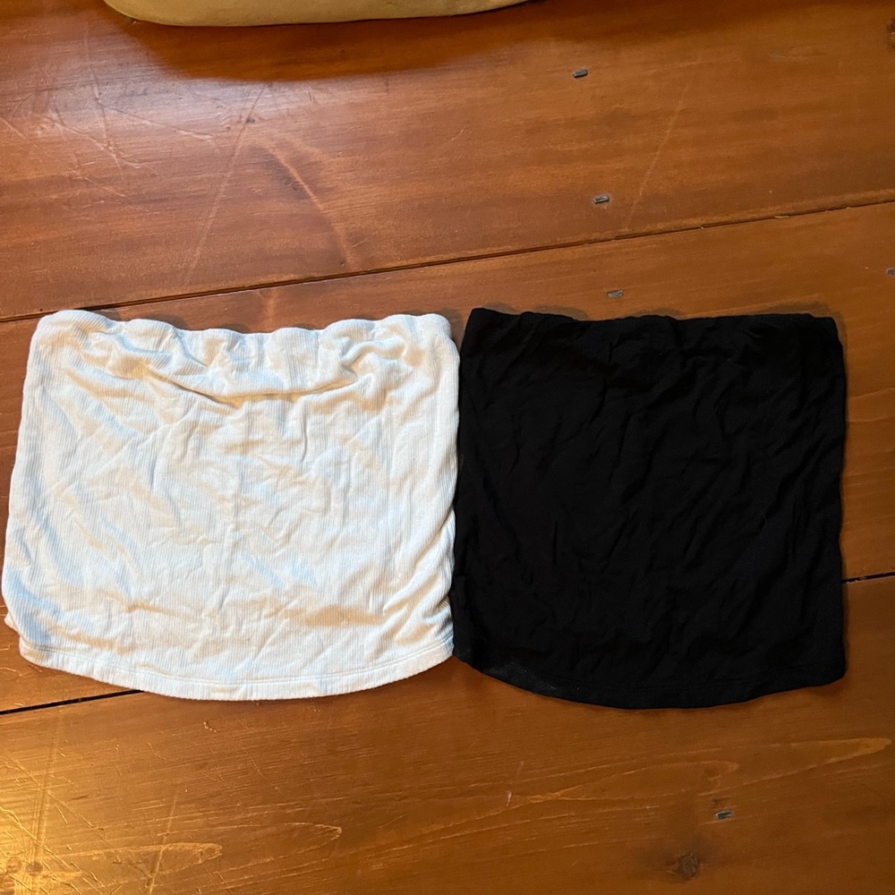 American Eagle Cami. Black and white. Size small